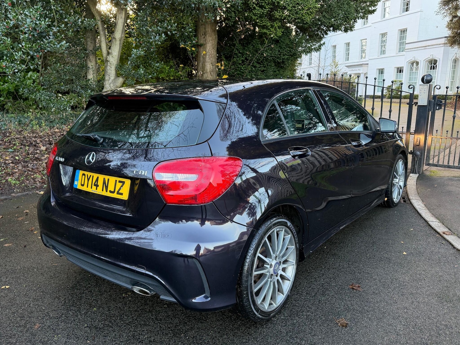 Used Mercedes-Benz A-Class 2014 for sale - 76918522: Photo 9