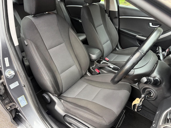 Used Hyundai i30 2015 for sale - 74667645: Photo 17