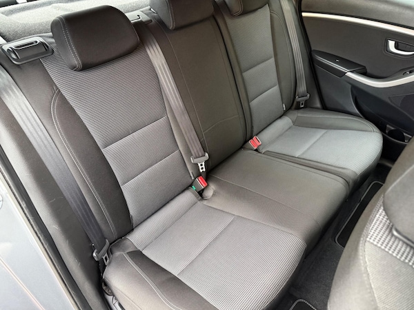 Used Hyundai i30 2015 for sale - 74667645: Photo 19