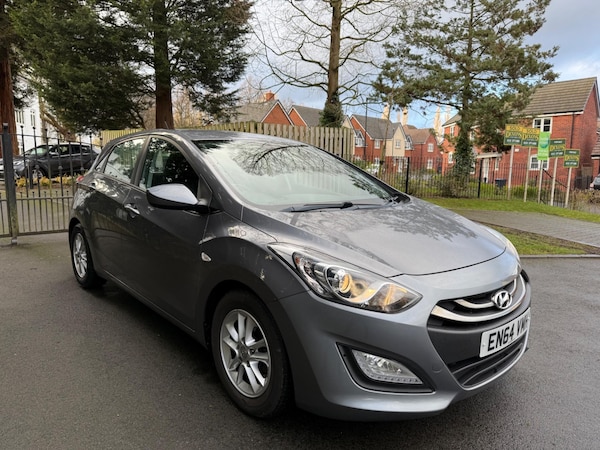 Used Hyundai i30 2015 for sale - 74667645: Photo 3