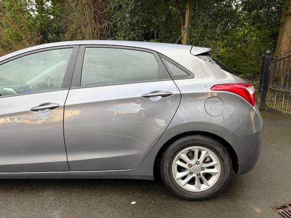 Used Hyundai i30 2015 for sale - 74667645: Photo 6