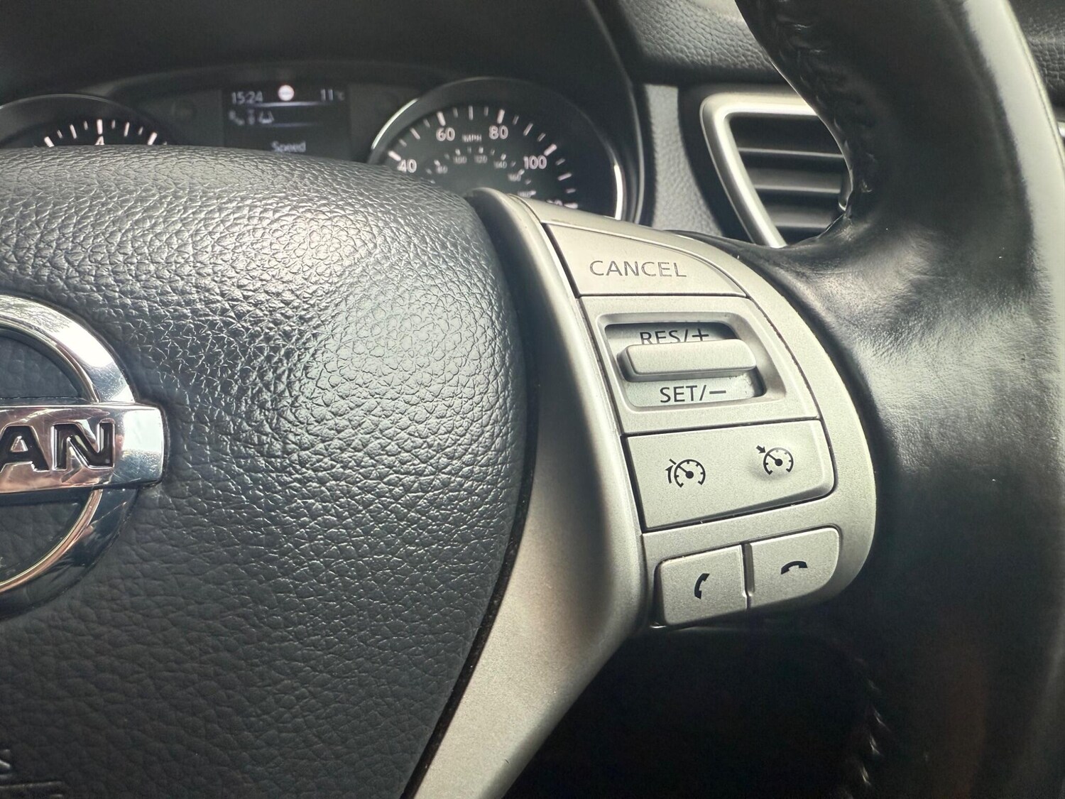 Used Nissan Qashqai 2015 for sale - 76260480: Photo 38