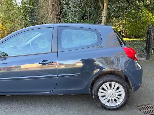 Used Renault Clio 2012 for sale - 74768122: Photo 6