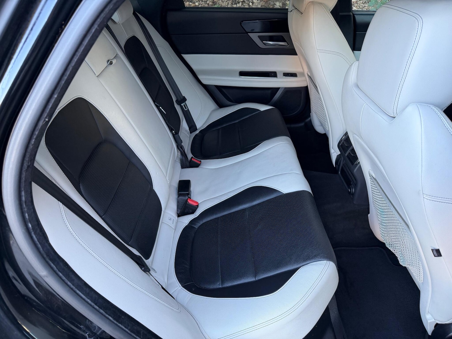 Used Jaguar XF 2016 for sale - 76997124: Photo 23