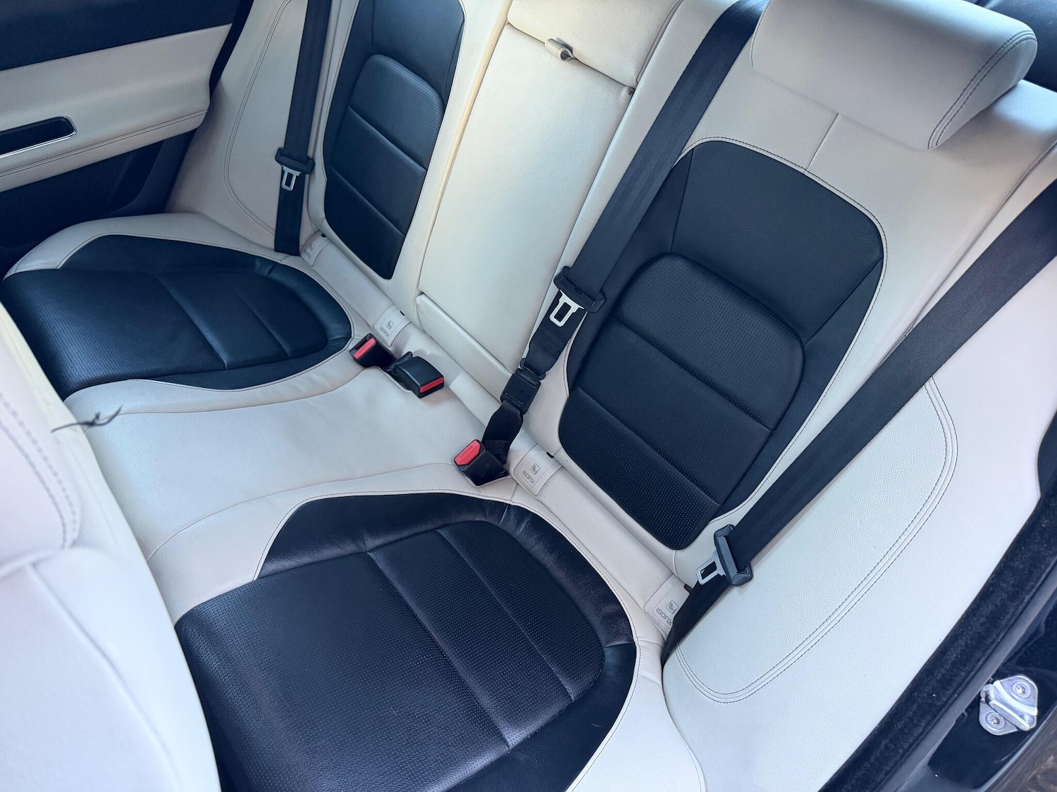 Used Jaguar XF 2016 for sale - 76997124: Photo 25