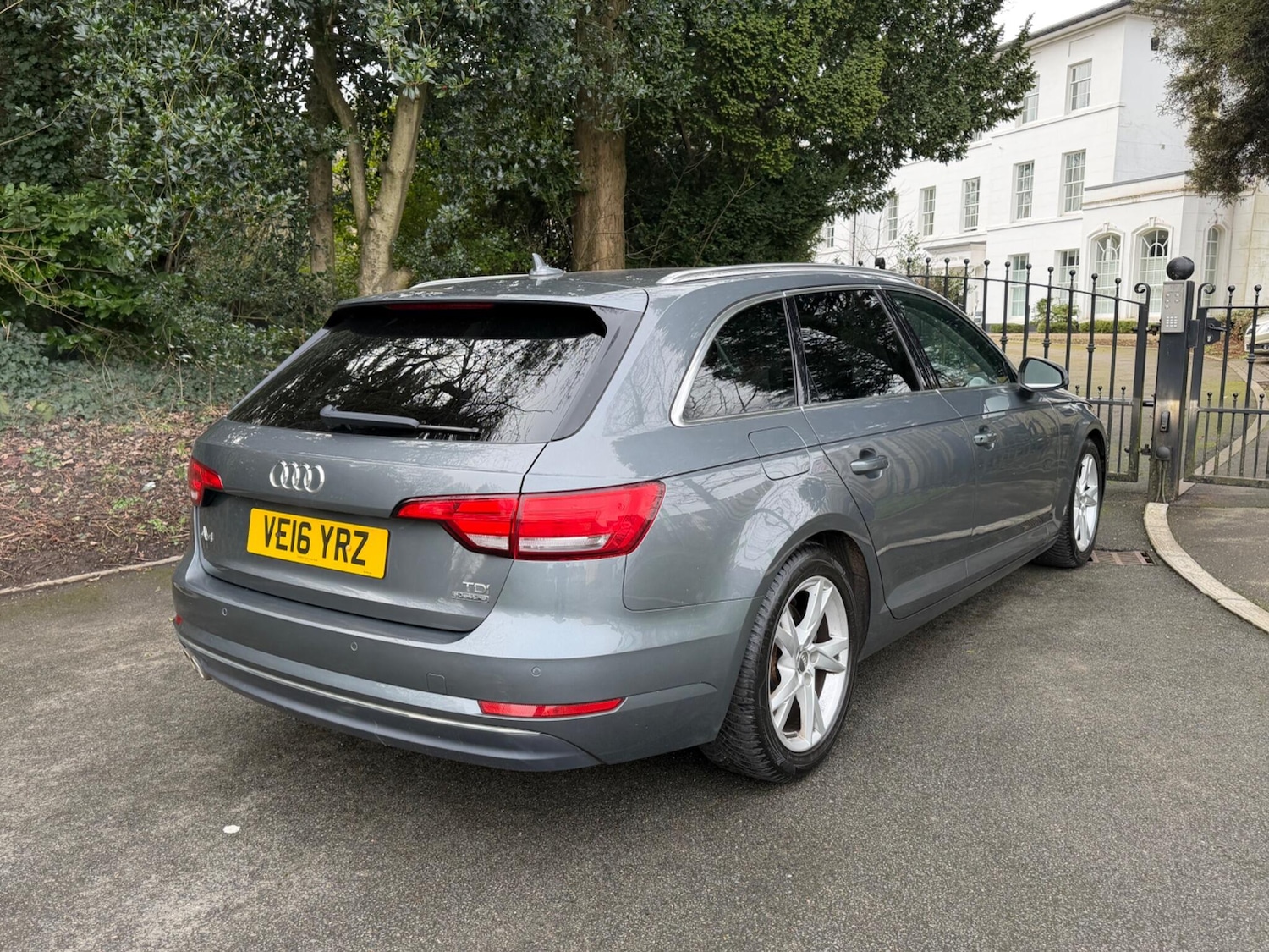 Used Audi A4 Avant 2016 for sale - 77359051: Photo 11