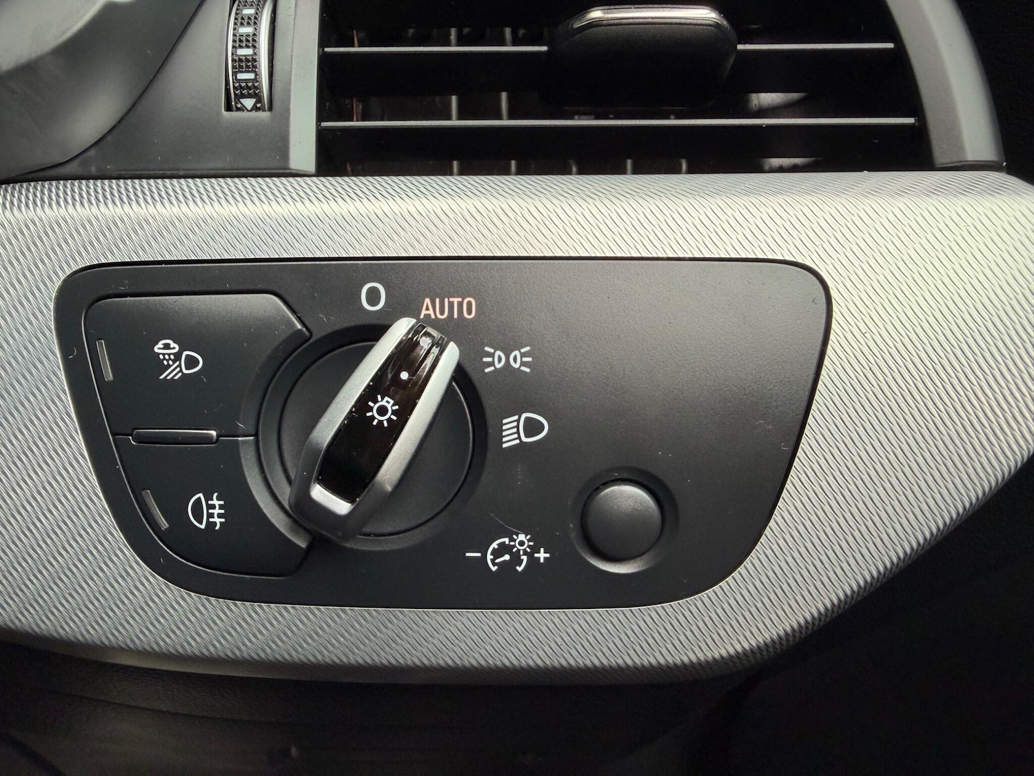 Used Audi A4 Avant 2016 for sale - 77359051: Photo 44