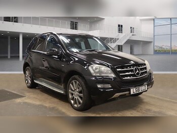 Used Mercedes-Benz M Class 2011 for sale - 77538252: Photo