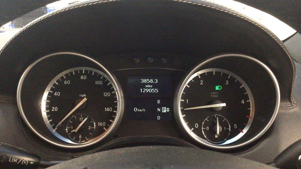 Used Mercedes-Benz M Class 2011 for sale - 77538252: Photo 9