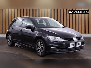 Used Volkswagen Golf 2019 for sale - 78231559: Photo