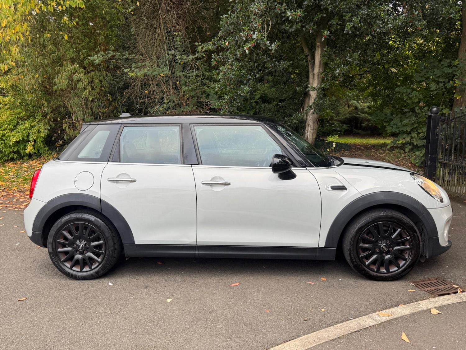 Used MINI Hatch 2015 for sale - 76072103: Photo 12