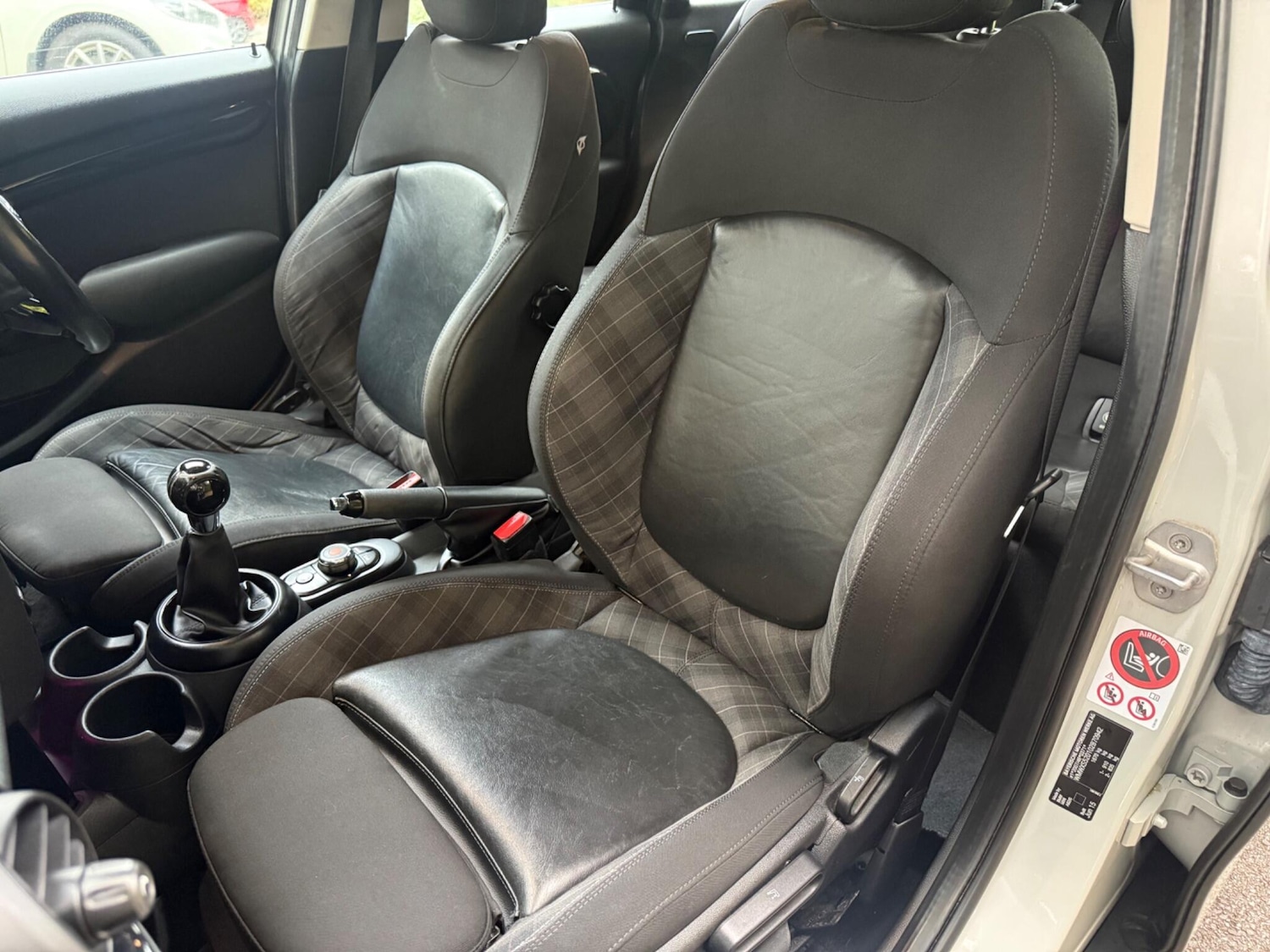 Used MINI Hatch 2015 for sale - 76072103: Photo 23