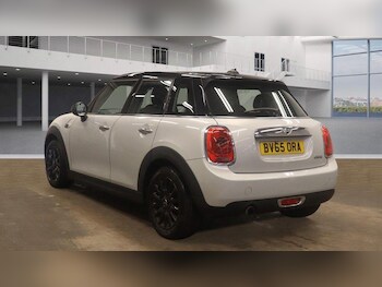 Used MINI Hatch 2015 for sale - 76072103: Photo