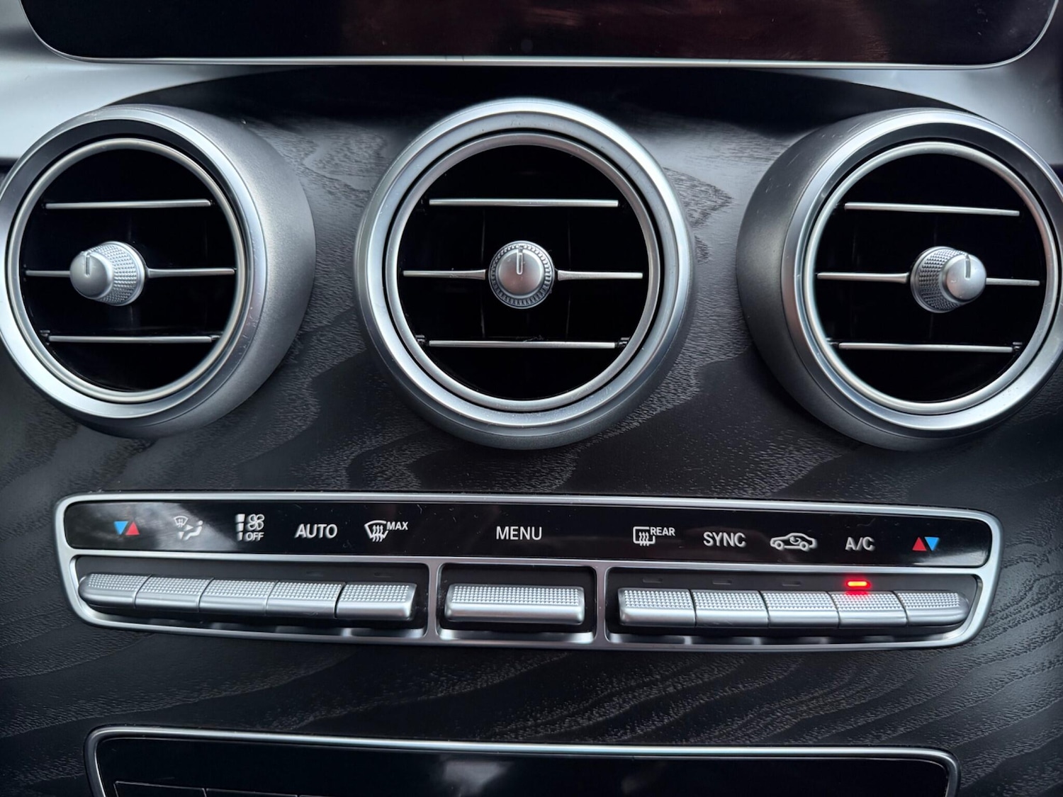 Used Mercedes-Benz C Class 2020 for sale - 77130636: Photo 33