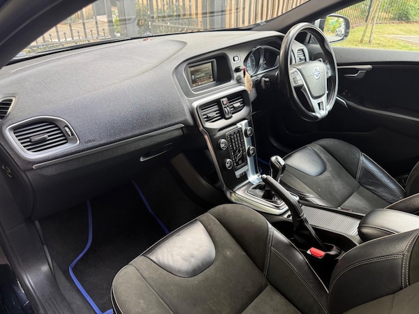 Used Volvo V40 2015 for sale - 75645957: Photo 19