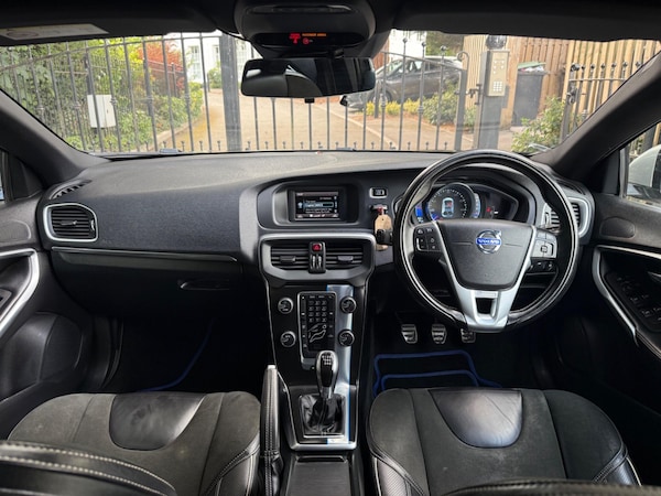 Used Volvo V40 2015 for sale - 75645957: Photo 23