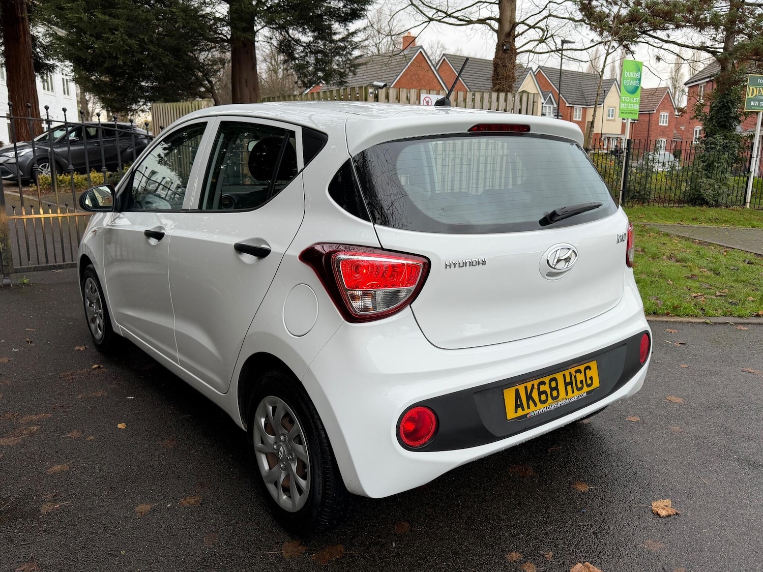 Used Hyundai i10 2018 for sale - 76671596: Photo 13