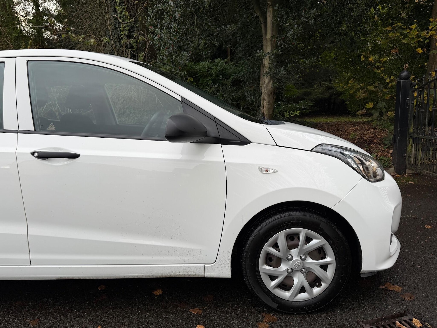 Used Hyundai i10 2018 for sale - 76671596: Photo 16