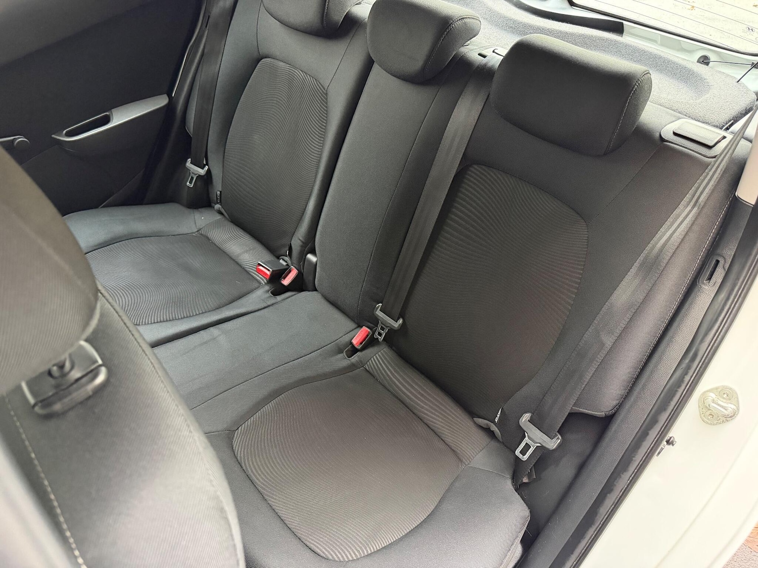 Used Hyundai i10 2018 for sale - 76671596: Photo 27