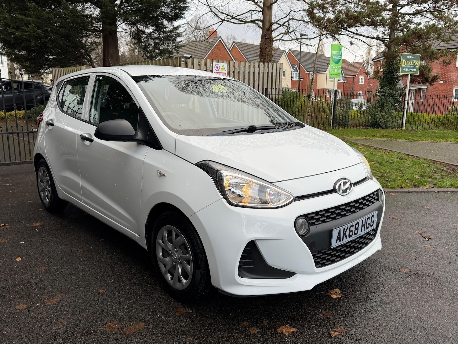 Used Hyundai i10 2018 for sale - 76671596: Photo 3