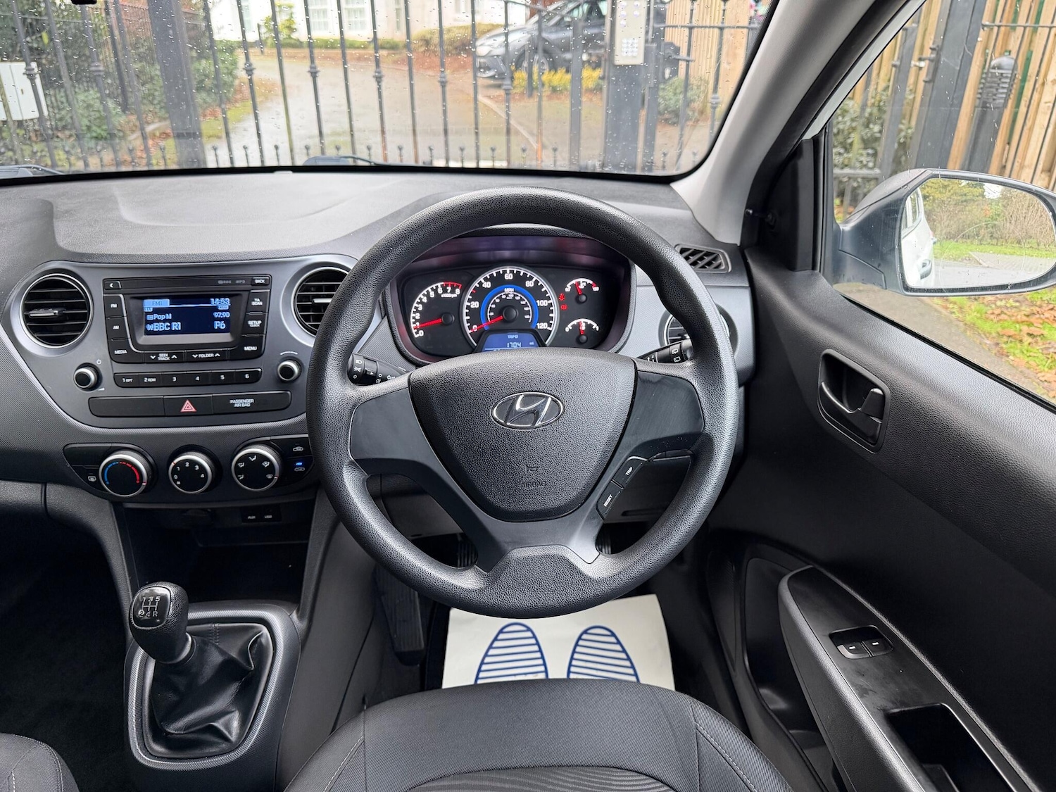 Used Hyundai i10 2018 for sale - 76671596: Photo 33