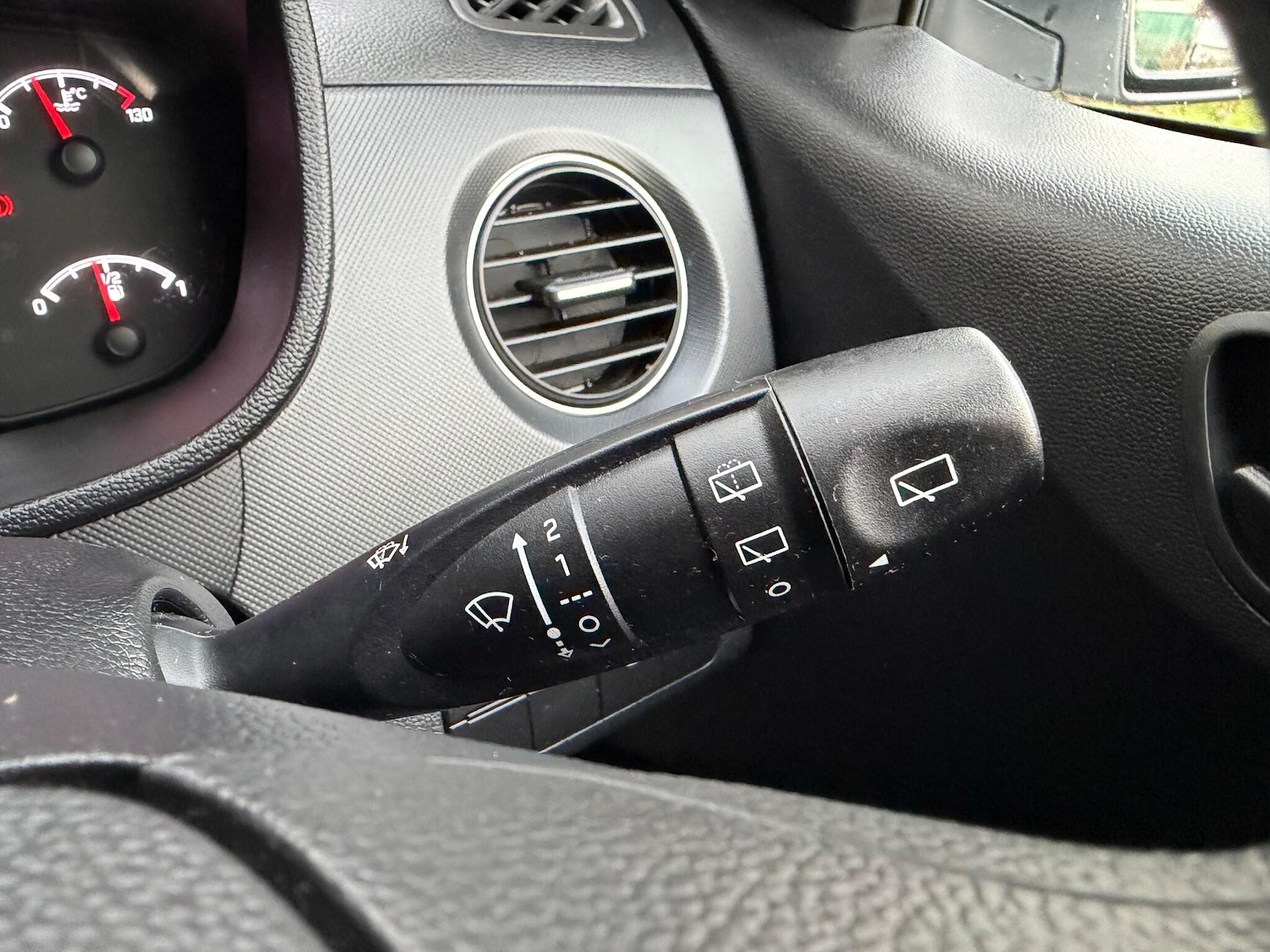 Used Hyundai i10 2018 for sale - 76671596: Photo 41