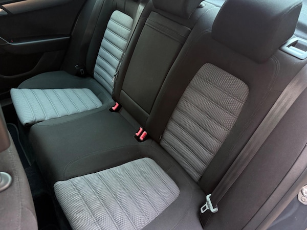 Used Volkswagen Passat 2012 for sale - 76246701: Photo 21