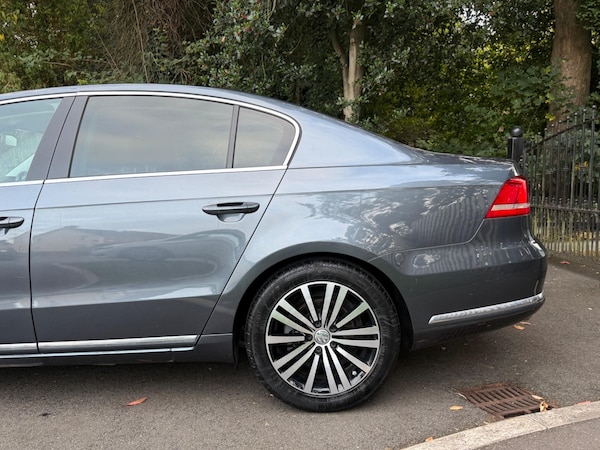 Used Volkswagen Passat 2012 for sale - 76246701: Photo 8