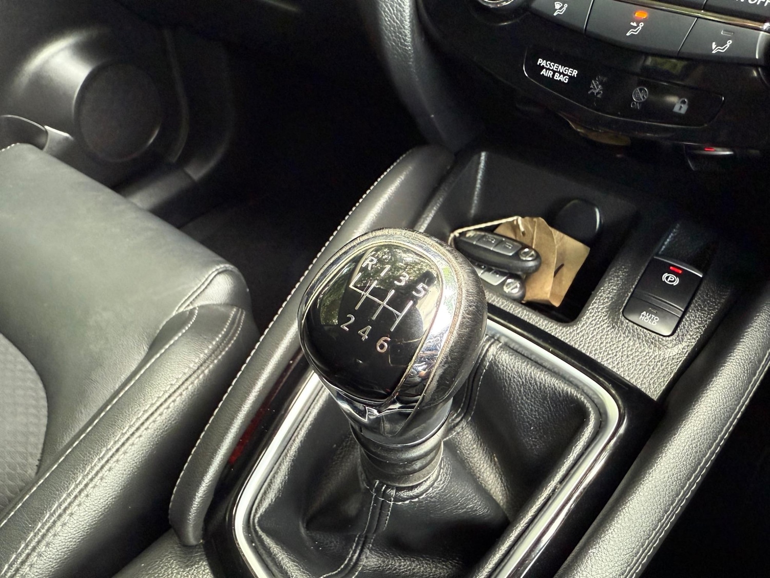 Used Nissan Qashqai for sale - 76993841: Photo 29