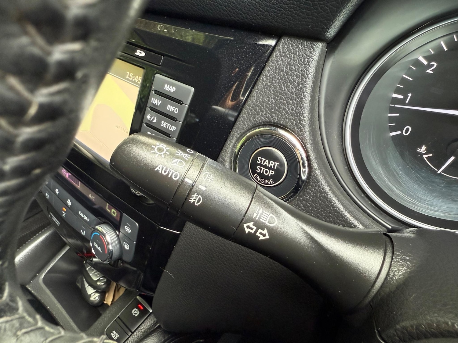 Used Nissan Qashqai for sale - 76993841: Photo 33