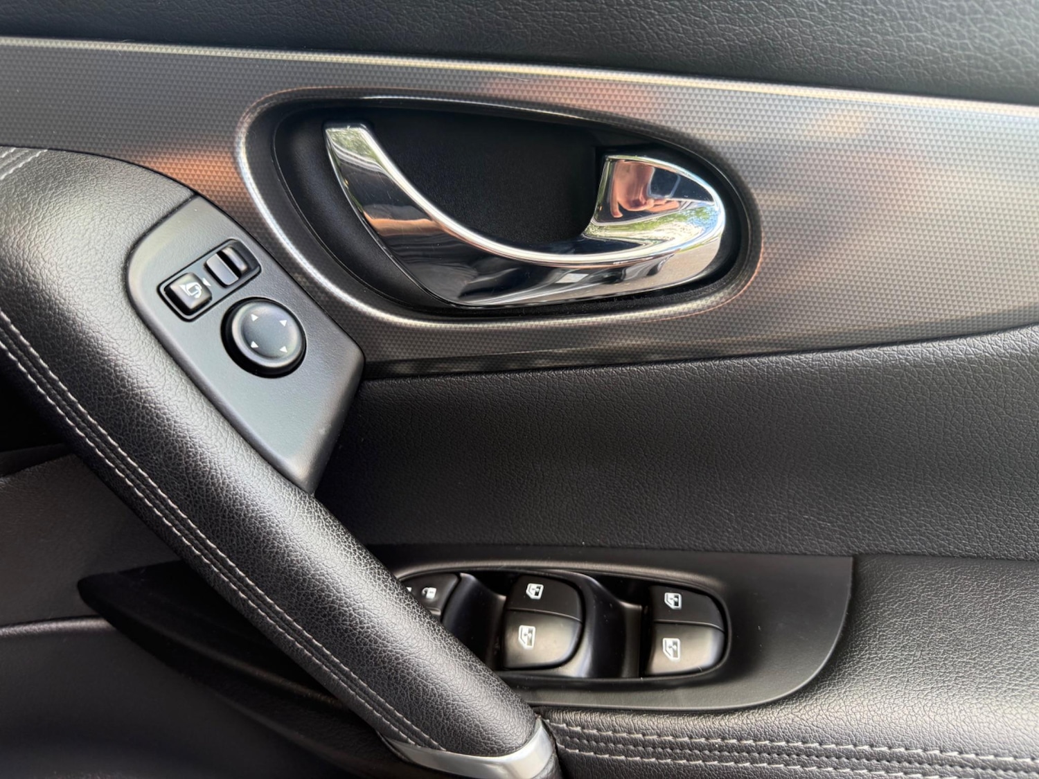 Used Nissan Qashqai for sale - 76993841: Photo 35