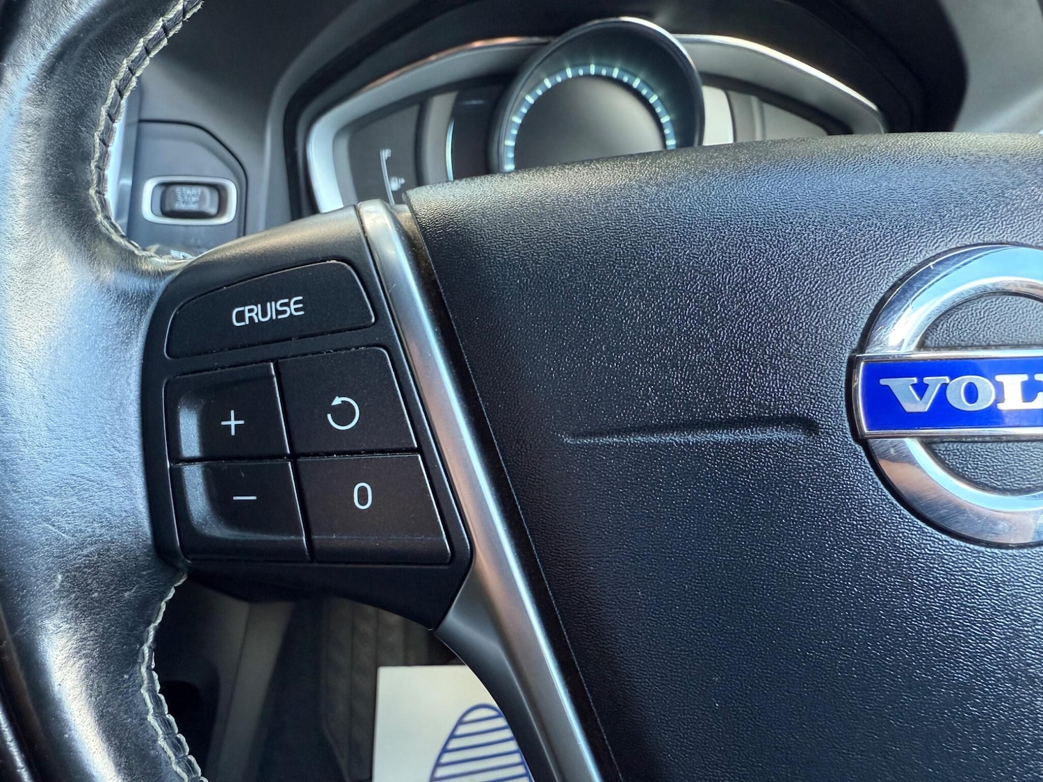 Used Volvo XC60 2014 for sale - 76987607: Photo 29