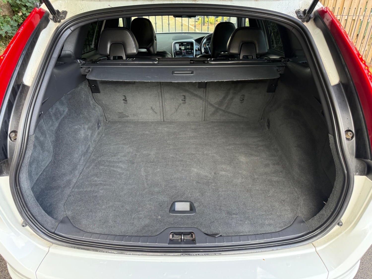 Used Volvo XC60 2014 for sale - 76987607: Photo 35