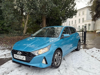 Used Hyundai i20 2022 for sale - 77120853: Photo