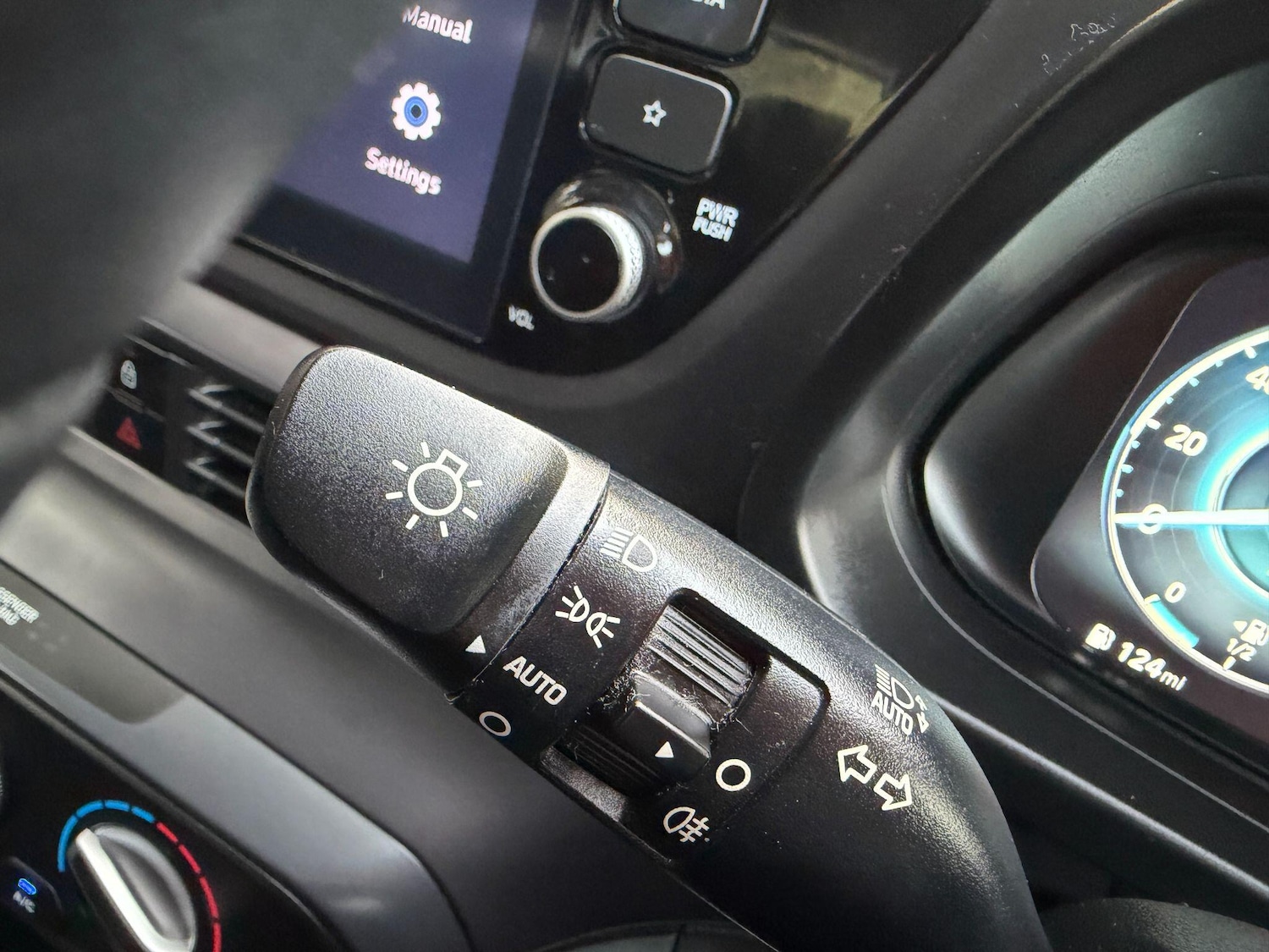 Used Hyundai i20 2022 for sale - 77120853: Photo 42