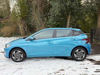 Used Hyundai i20 2022 for sale - 77120853: Photo