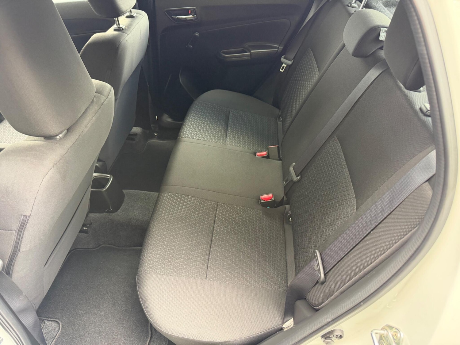 Used Suzuki Swift 2020 for sale - 78220004: Photo 25