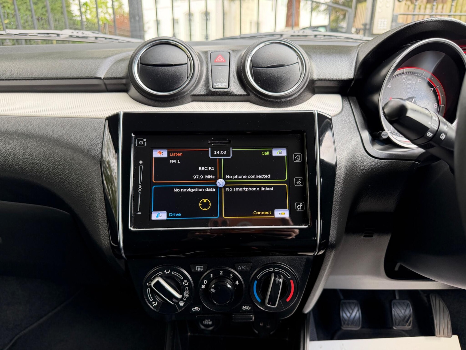 Used Suzuki Swift 2020 for sale - 78220004: Photo 34