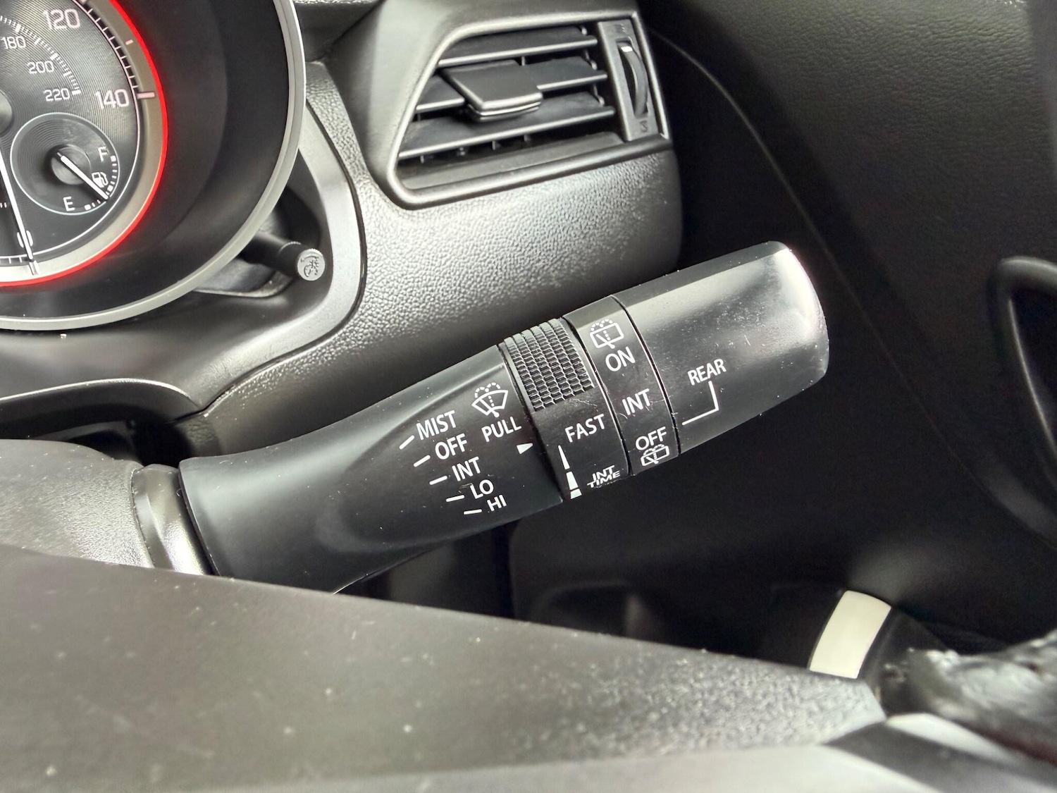 Used Suzuki Swift 2020 for sale - 78220004: Photo 42