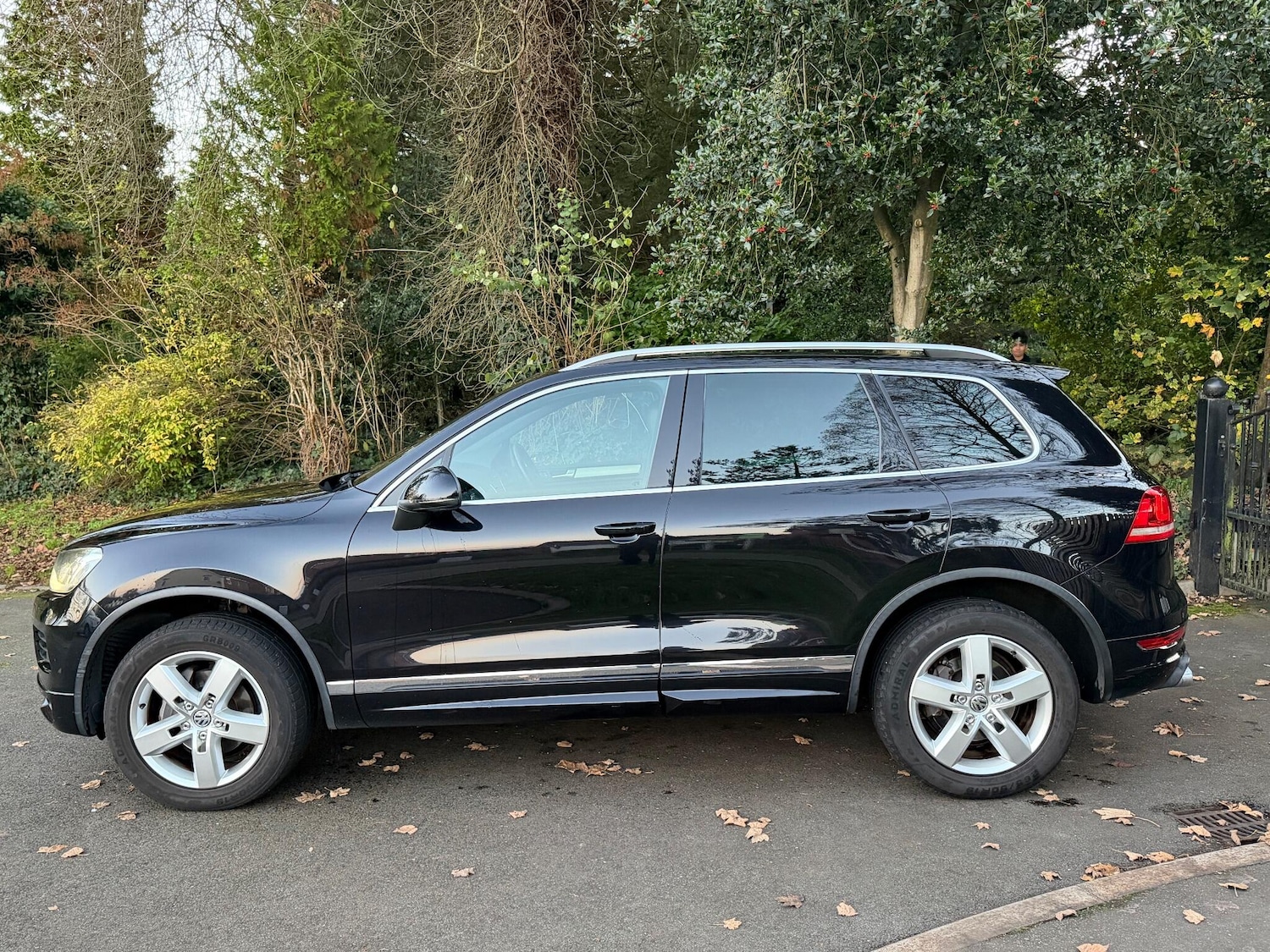 Used Volkswagen Touareg 2011 for sale - 76597331: Photo 6
