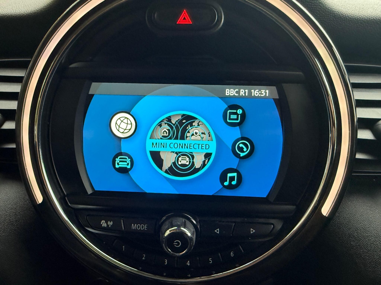 Used MINI Hatch 2018 for sale - 76307819: Photo 29