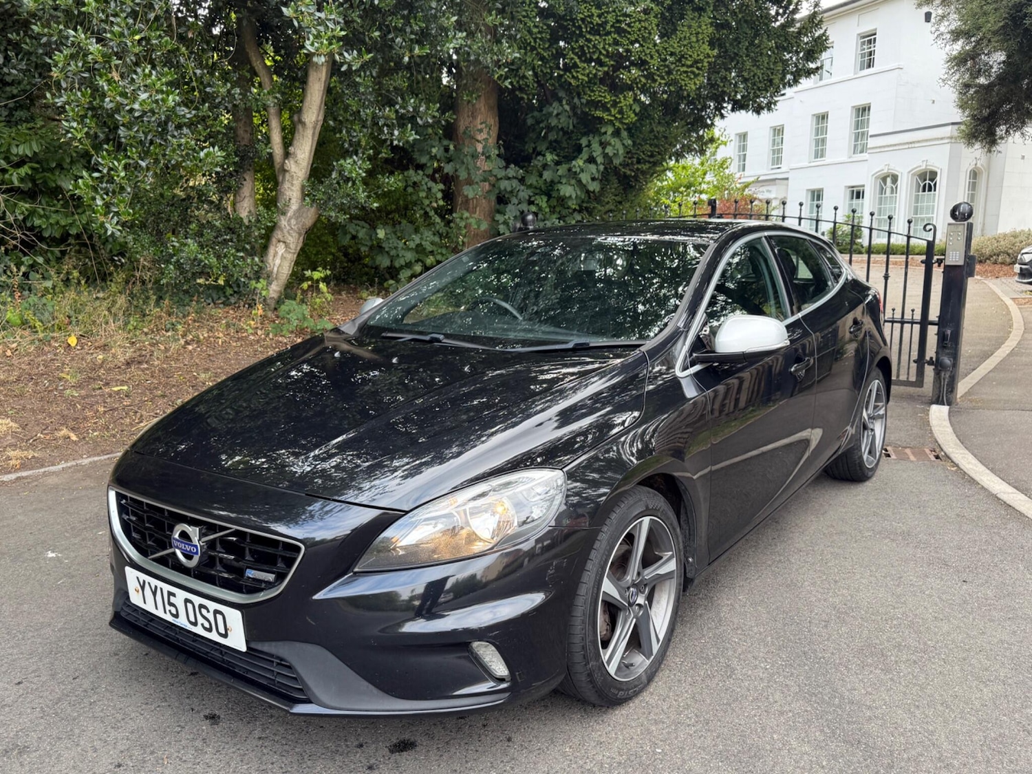 Used Volvo V40 2015 for sale - 76766014: Photo 1