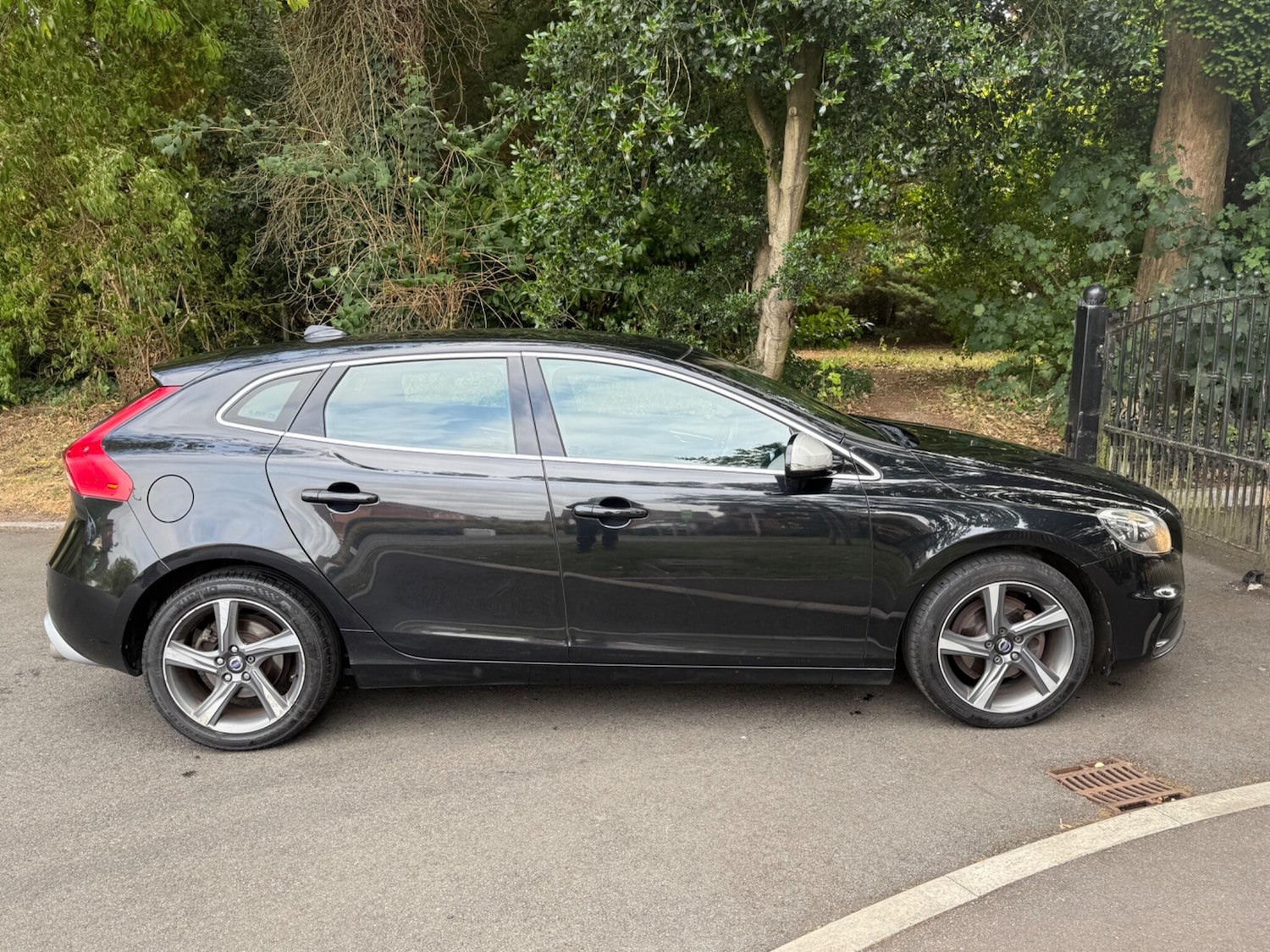 Used Volvo V40 2015 for sale - 76766014: Photo 10