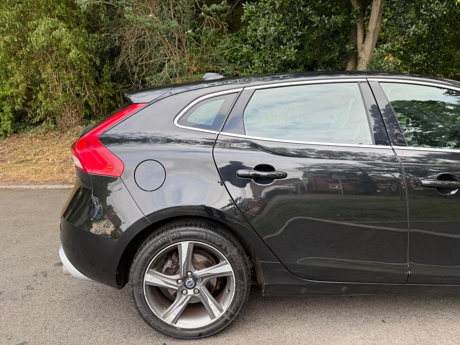 Used Volvo V40 2015 for sale - 76766014: Photo 11