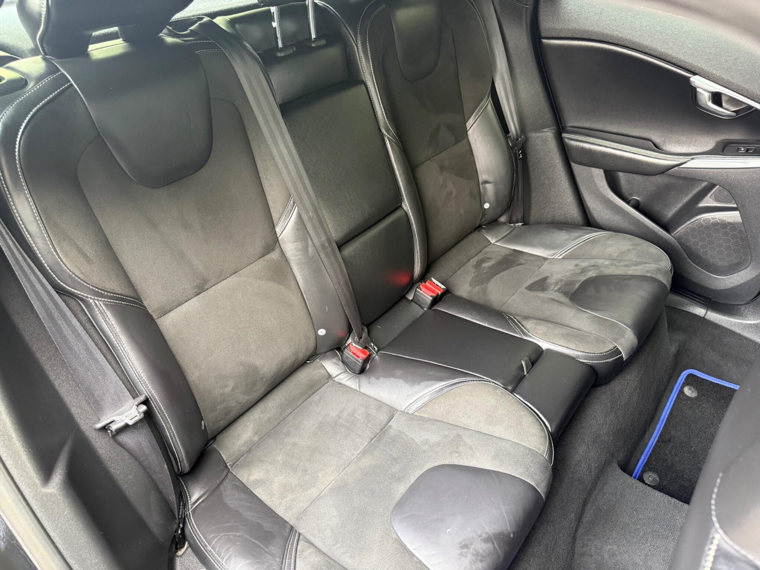 Used Volvo V40 2015 for sale - 76766014: Photo 16