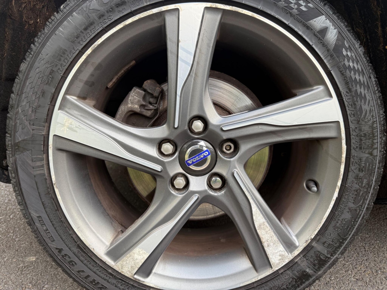 Used Volvo V40 2015 for sale - 76766014: Photo 41