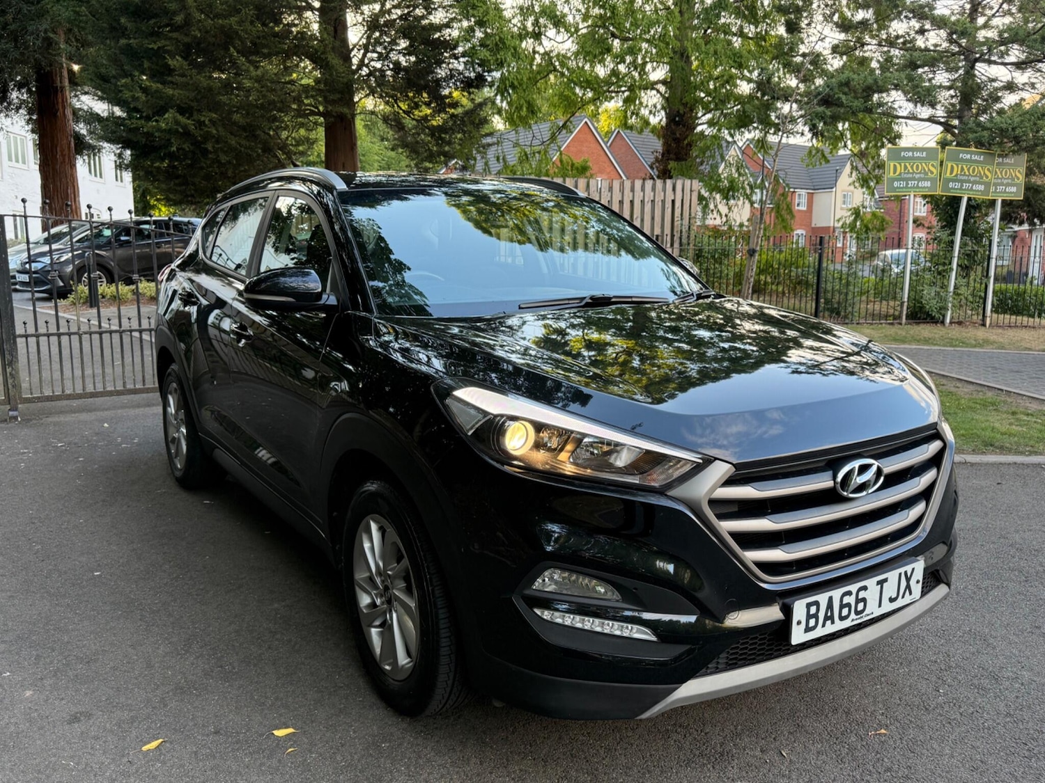 Used Hyundai TUCSON 2017 for sale - 76690063: Photo 3