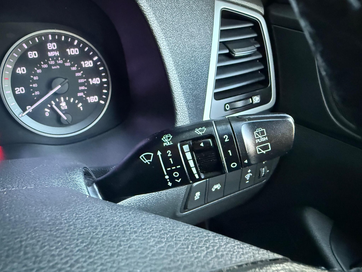 Used Hyundai TUCSON 2017 for sale - 76690063: Photo 35