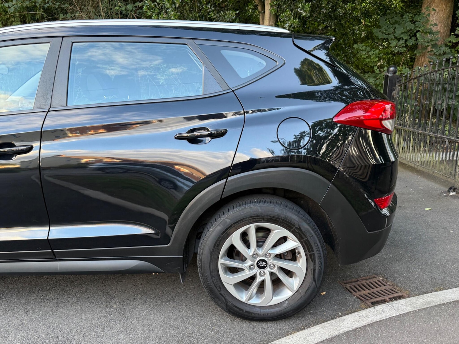 Used Hyundai TUCSON 2017 for sale - 76690063: Photo 6