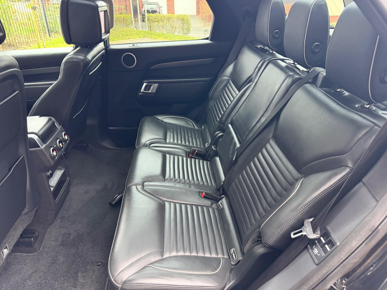 Used Land Rover Discovery 2017 for sale - 77279130: Photo 33